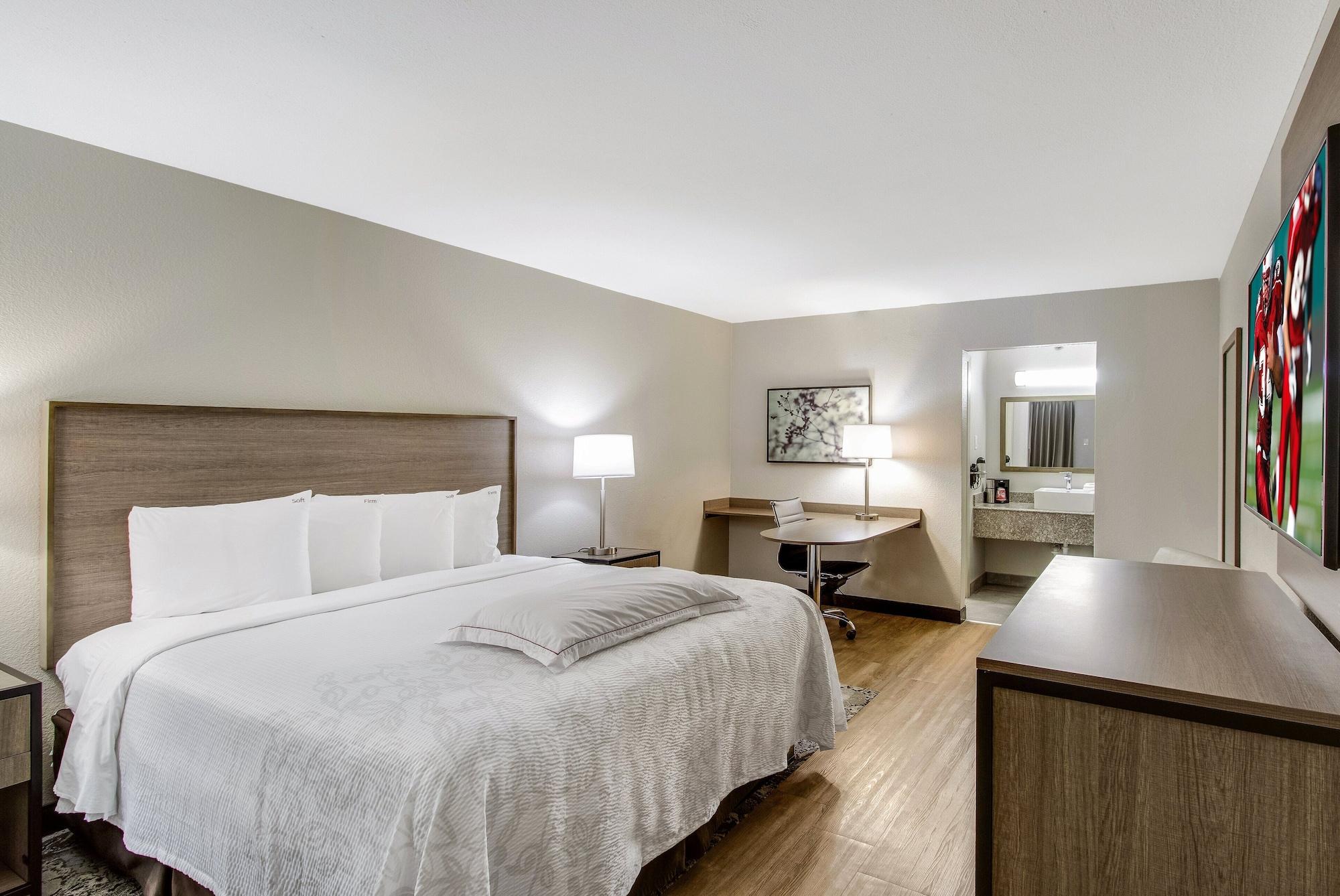 Red Roof Inn Plus+ Dallas - Addison Exterior foto